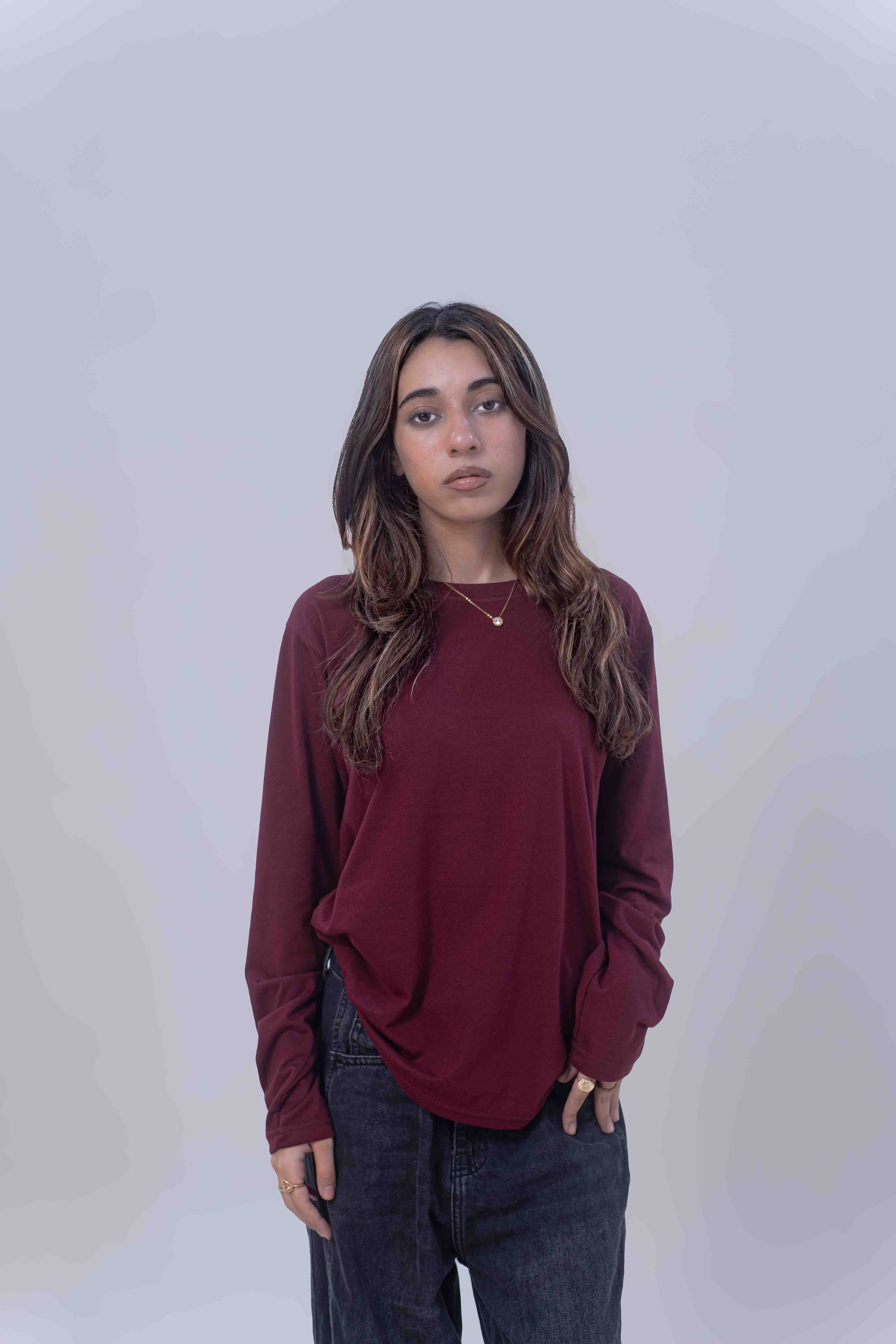 BASIC FULL SLEEVES T-SHIRT