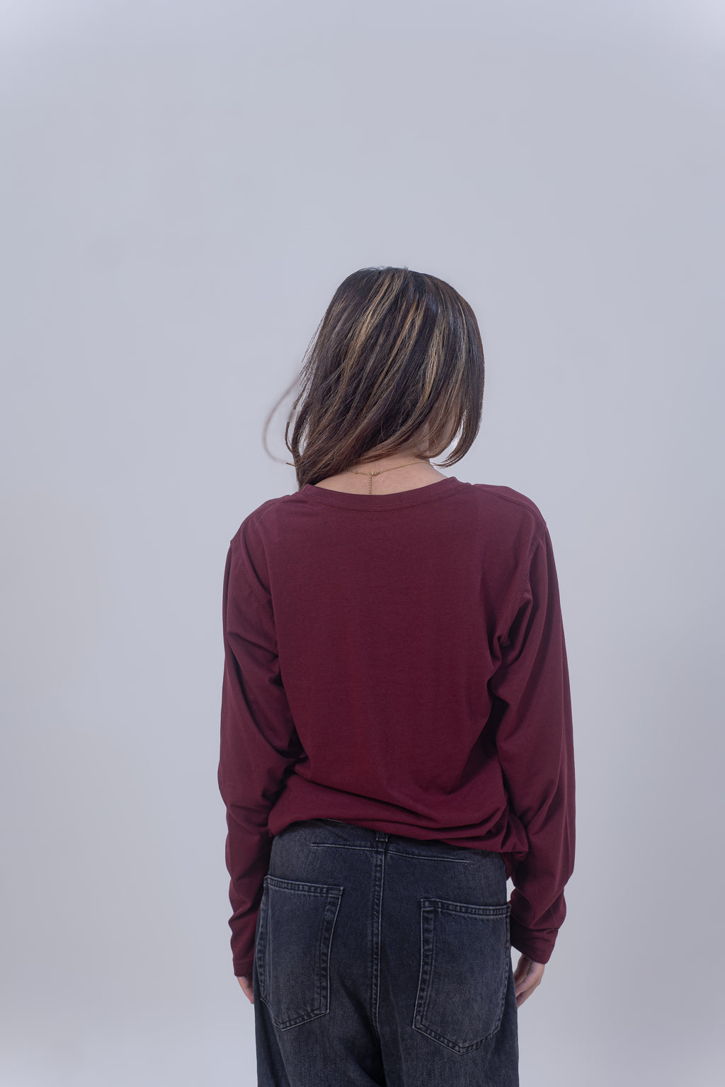 BASIC FULL SLEEVES T-SHIRT