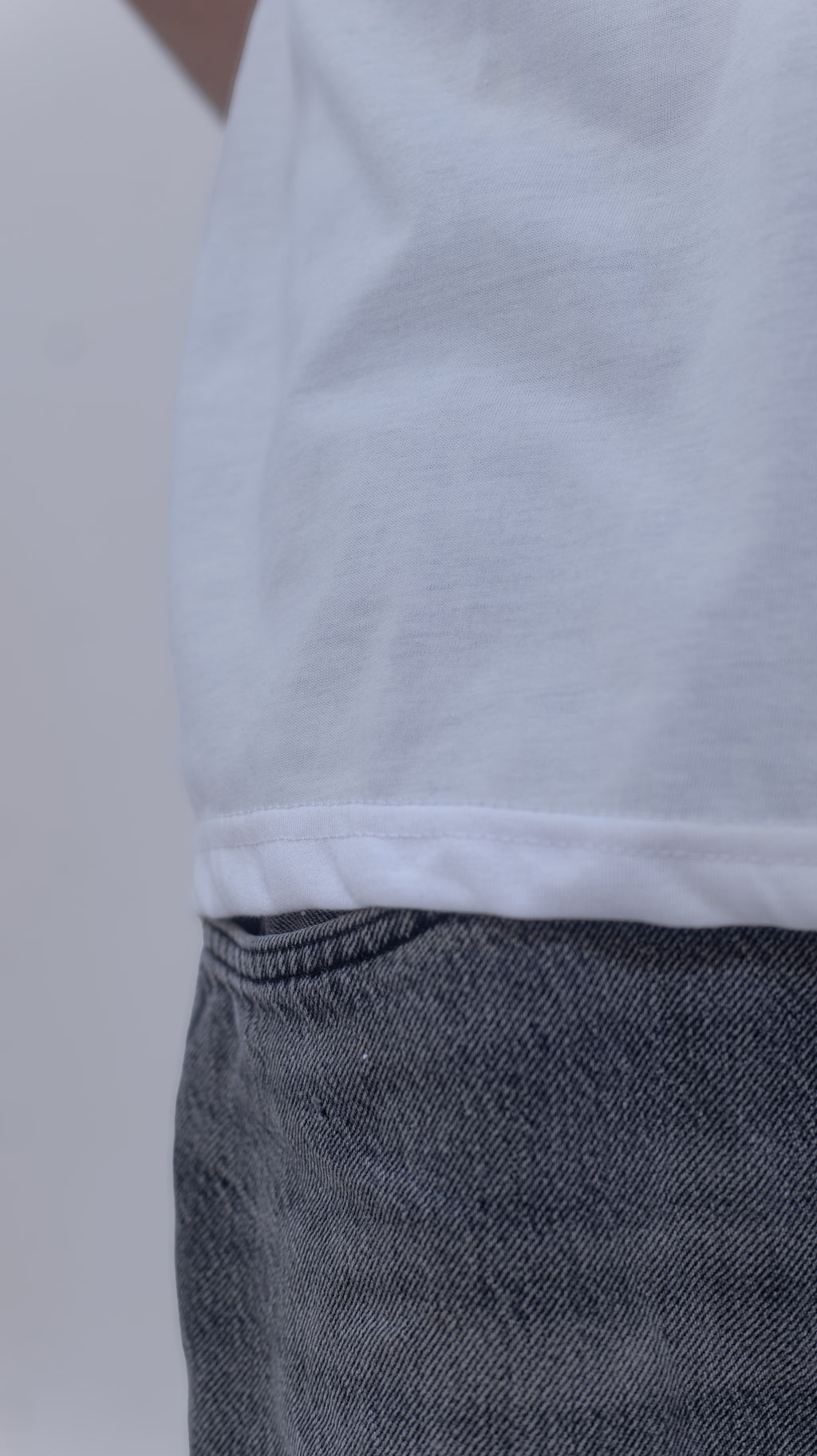 BASIC OVERSIZED T-SHIRT