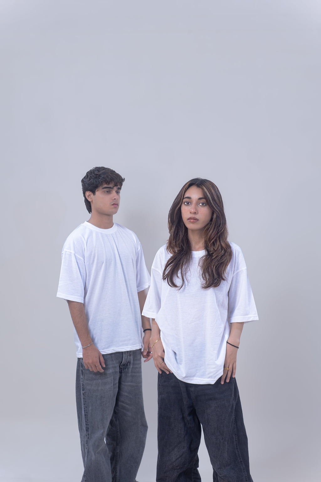 BASIC OVERSIZED T-SHIRT