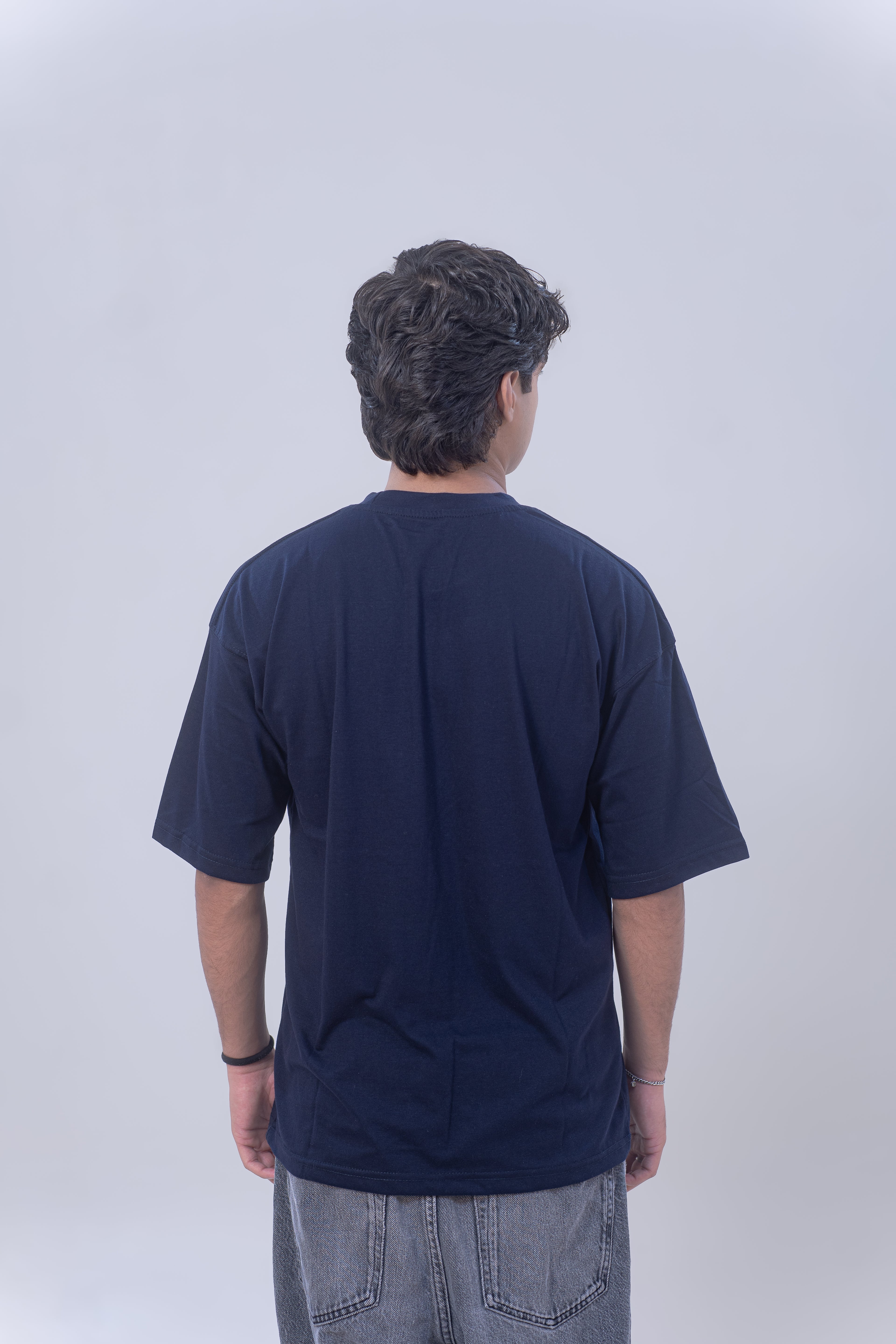BASIC OVERSIZED T-SHIRT