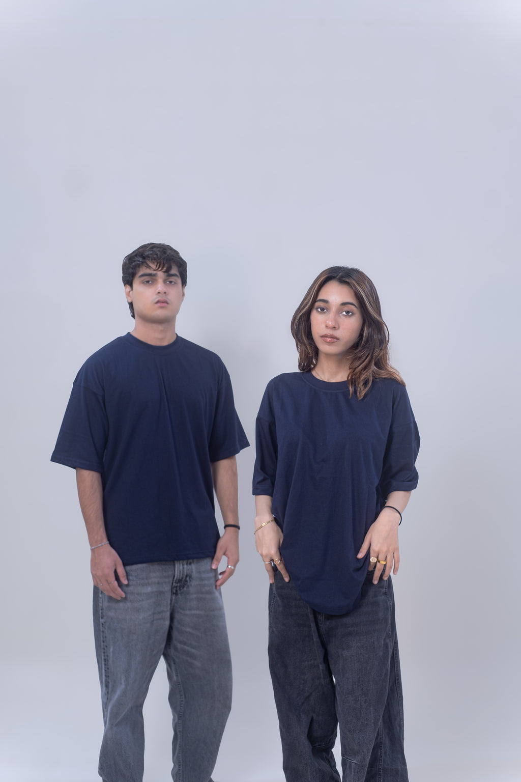 BASIC OVERSIZED T-SHIRT