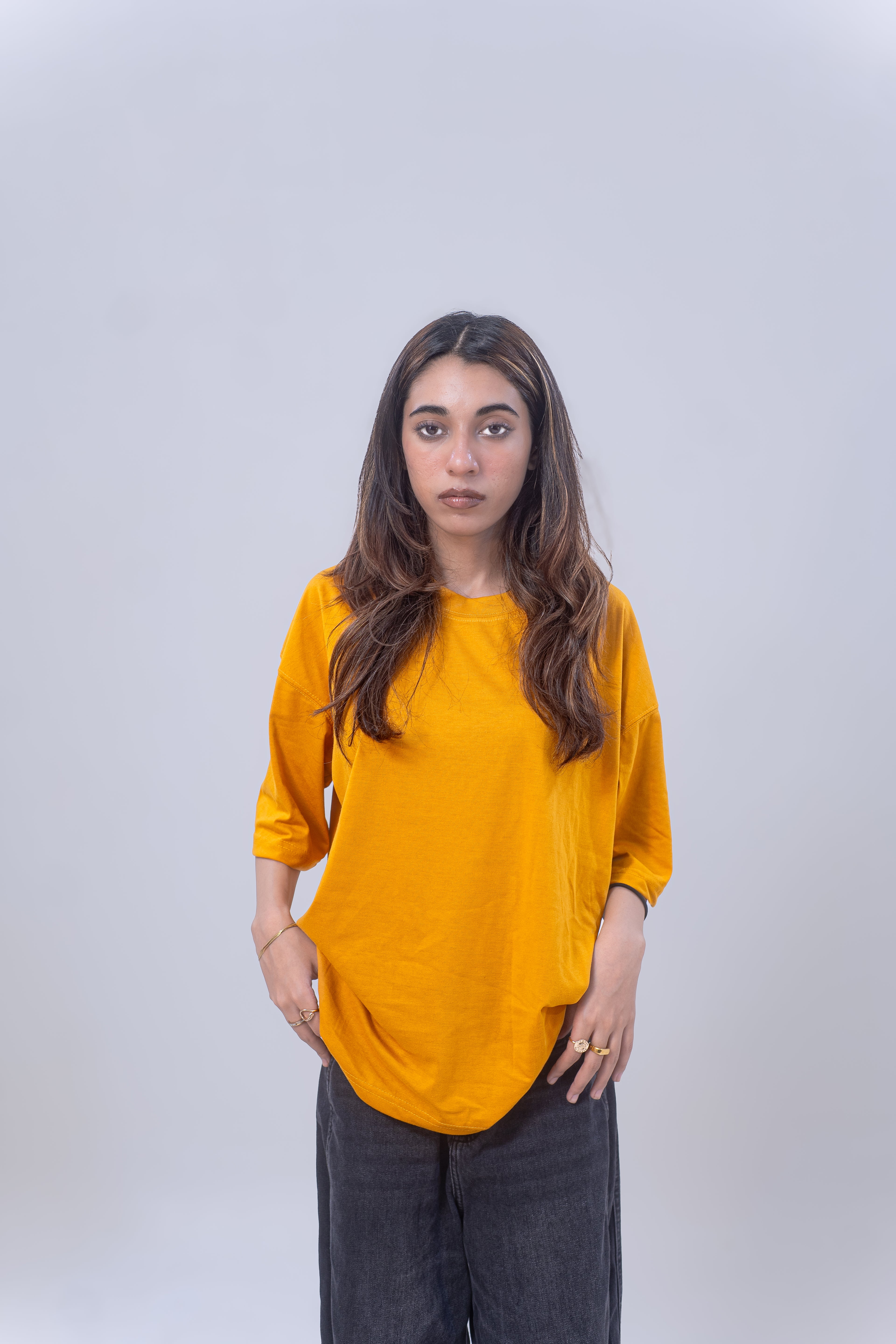 BASIC OVERSIZED T-SHIRT