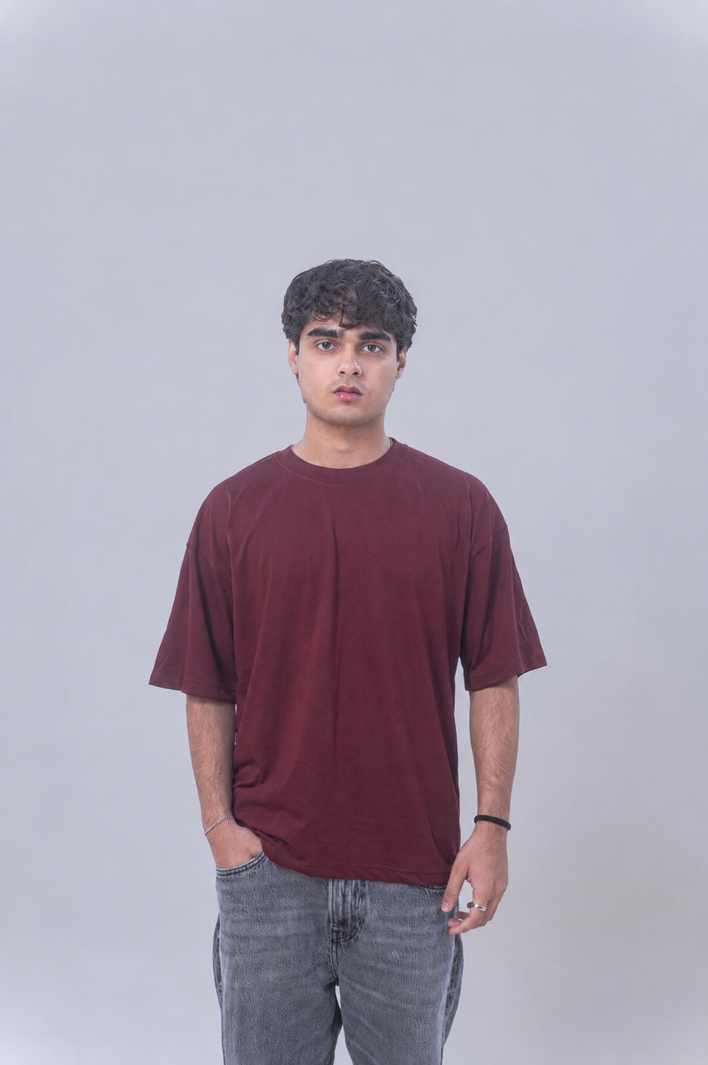 BASIC OVERSIZED T-SHIRT